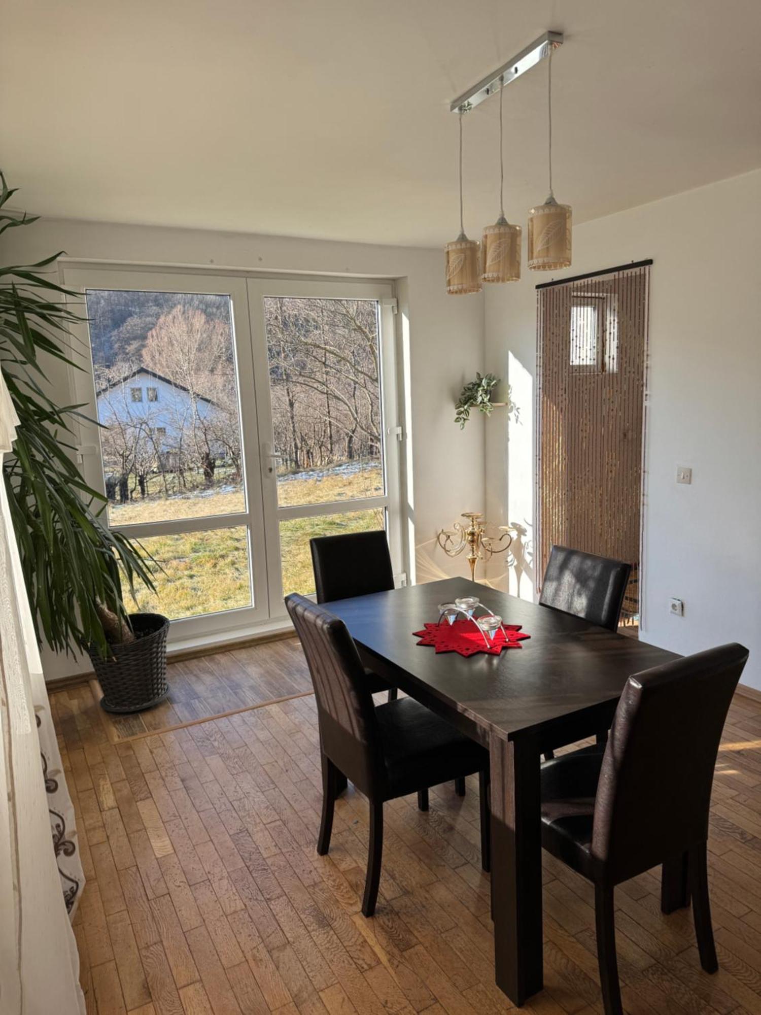 Vila Cozy, Panorama Superba, Gratar Si Relaxare Piatra Neamt Exterior photo